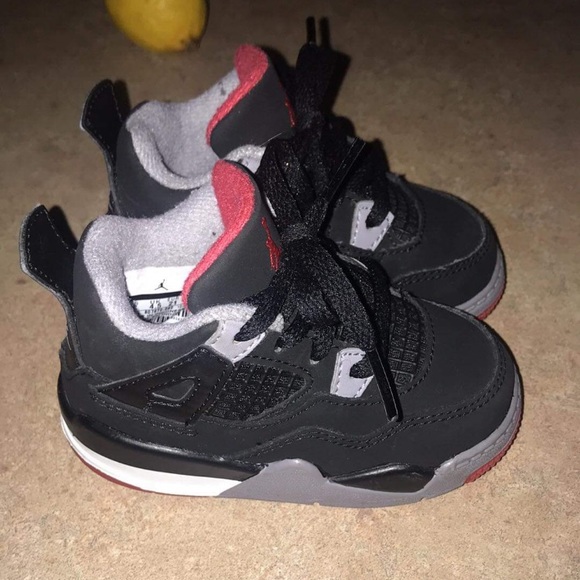 Toddler Jordan retro 4s - Picture 2 of 2